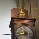 Tod vo Eding (Uhr in der Stiftskirche) Tod vo Eding